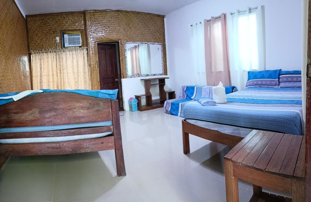 Victoria Guest House And Cottages Puerto Princesa Екстериор снимка