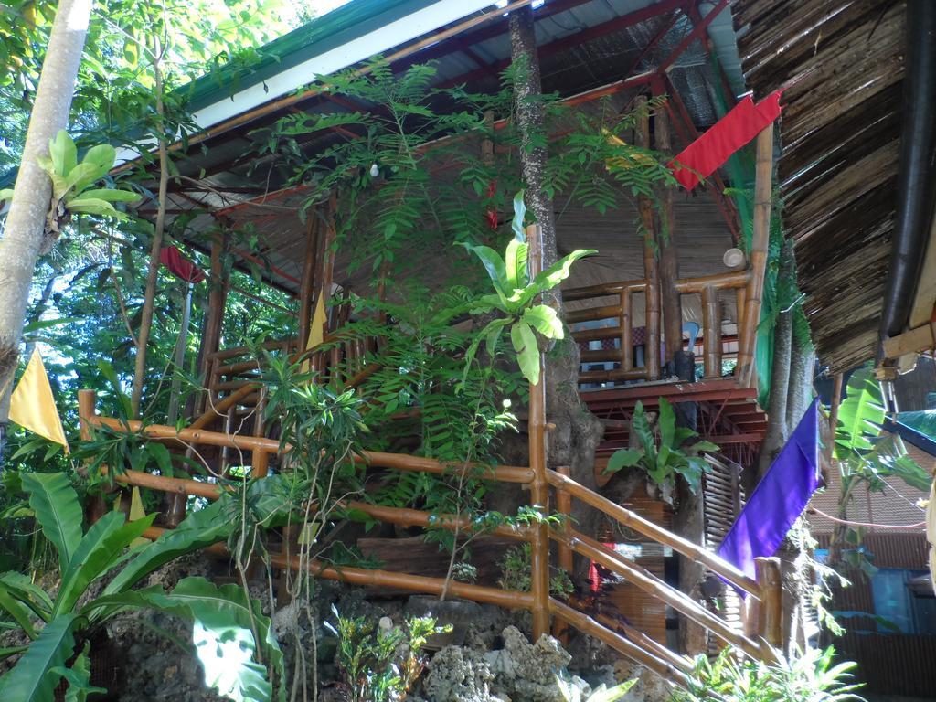 Victoria Guest House And Cottages Puerto Princesa Екстериор снимка