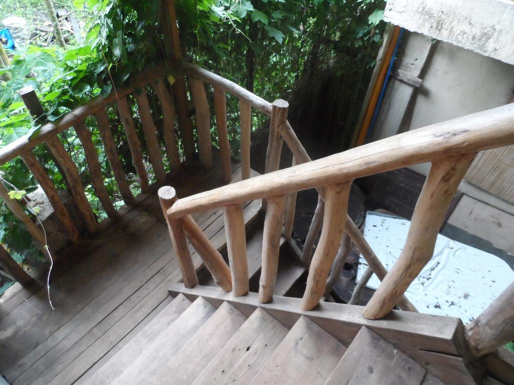 Victoria Guest House And Cottages Puerto Princesa Екстериор снимка
