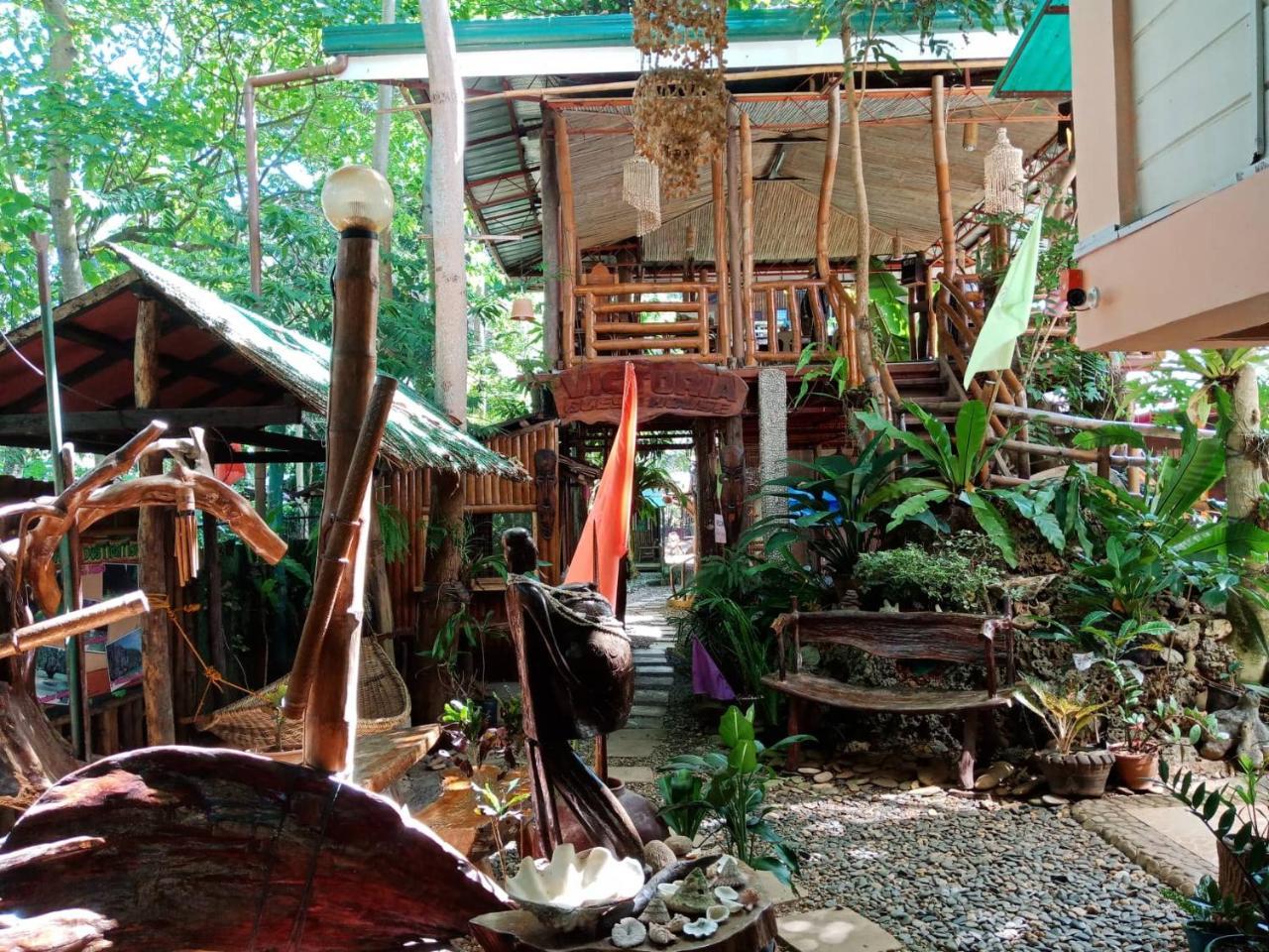 Victoria Guest House And Cottages Puerto Princesa Екстериор снимка